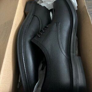 Reaction Kenneth Cole Dress Shoes. BLACK, 10.5 MEN